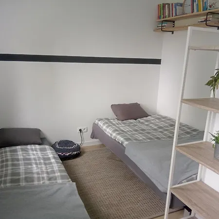 Baza Na Woli Apartamento