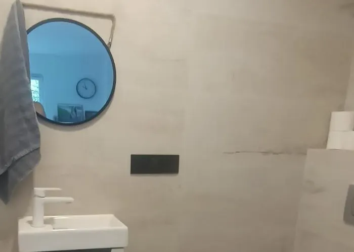 Baza Na Woli Apartment *