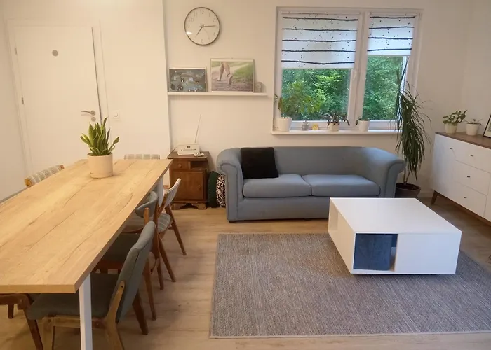 Baza Na Woli Apartamento Poznań